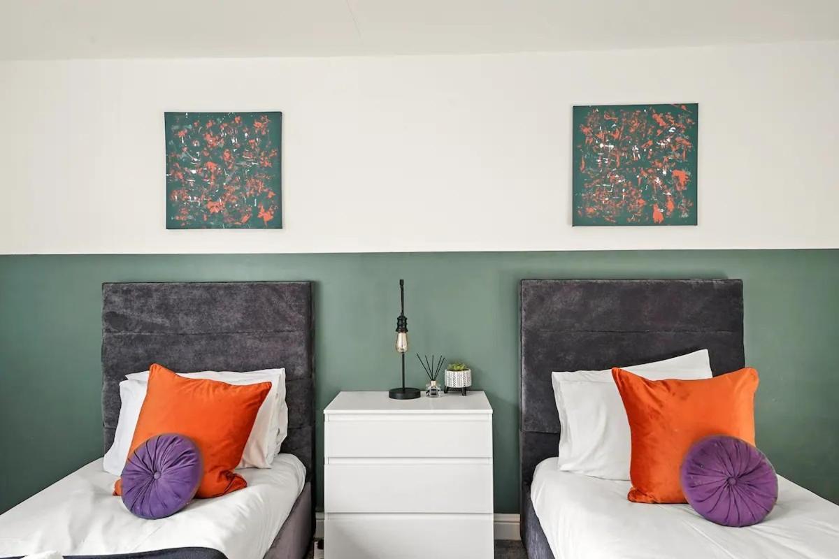 Ferienwohnung Elegant Flat - Sleeps 8 Bristol Exterior foto