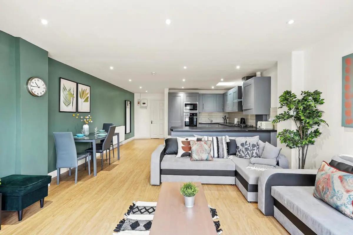 Ferienwohnung Elegant Flat - Sleeps 8 Bristol Exterior foto